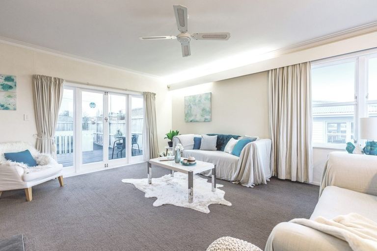 Photo of property in 55 Coronation Road, Hillcrest, Auckland, 0627