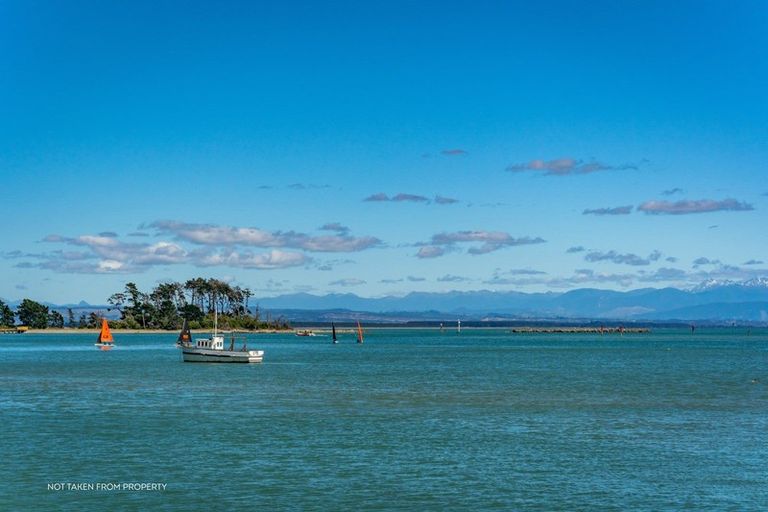 Photo of property in Latitude 41, 10/269 Wakefield Quay, Stepneyville, Nelson, 7010