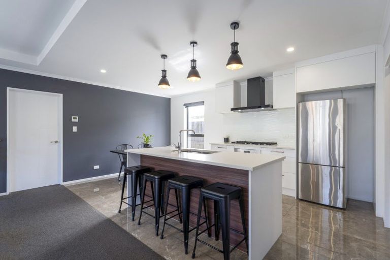 Photo of property in 18 Grey Way, Russley, Christchurch, 8042