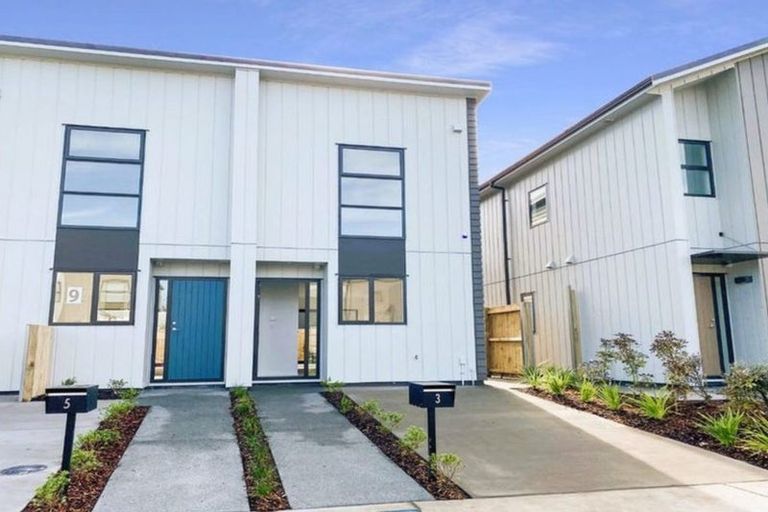 Photo of property in 5 Kitea Place, Mangere, Auckland, 2022