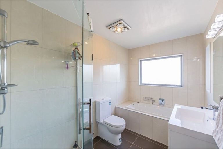 Photo of property in 4 Bella Vista Drive, Gulf Harbour, Whangaparaoa, 0930