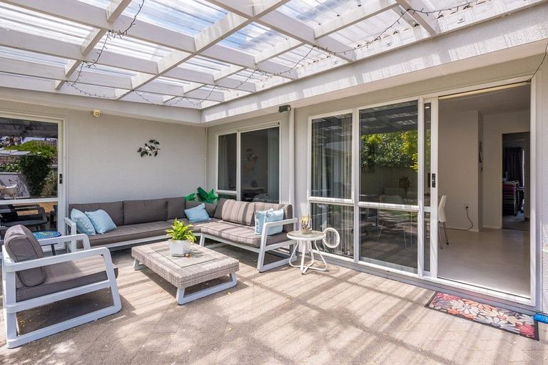 Photo of property in 2 Tainui Street, Raumati Beach, Paraparaumu, 5032