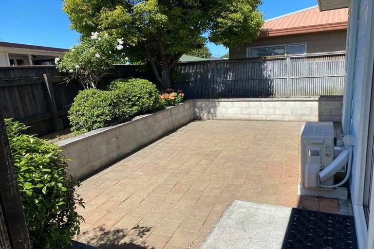 Photo of property in 1a Rimu Place, Taradale, Napier, 4112