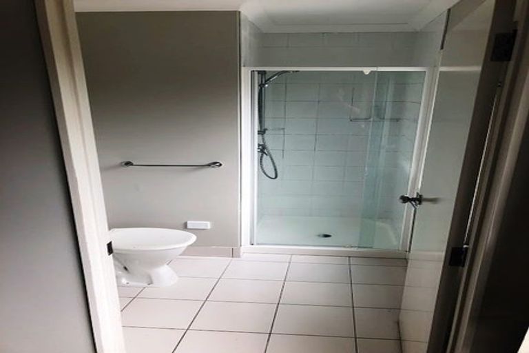 Photo of property in 9 Pooks Road, Ranui, Auckland, 0612