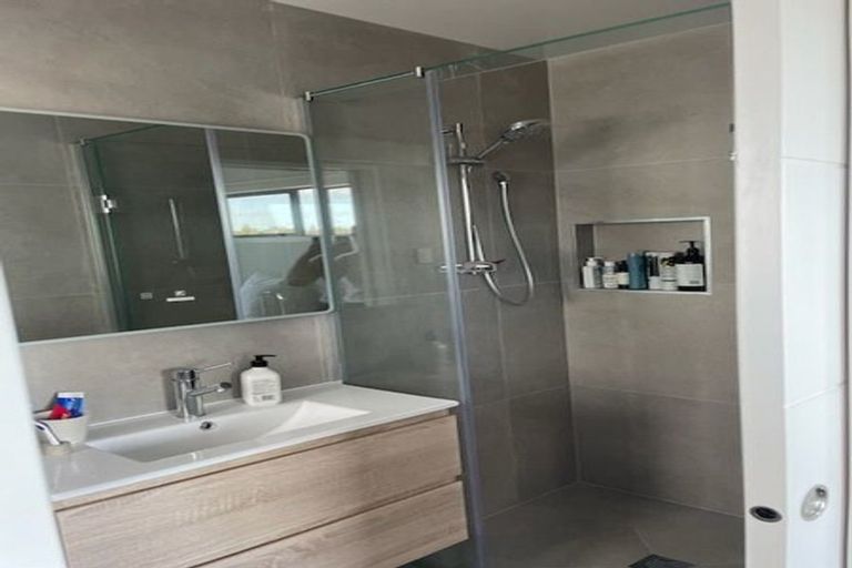 Photo of property in 39b Exminster Street, Blockhouse Bay, Auckland, 0600
