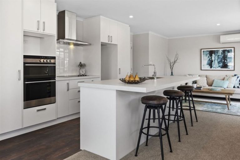 Photo of property in 9 Hills View Drive, Papamoa, 3118