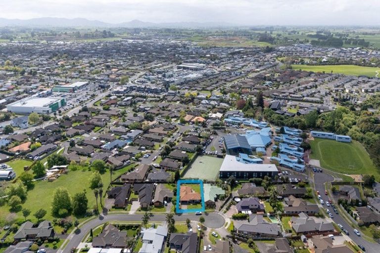 Photo of property in 17 Burgundy Court, Rototuna, Hamilton, 3210