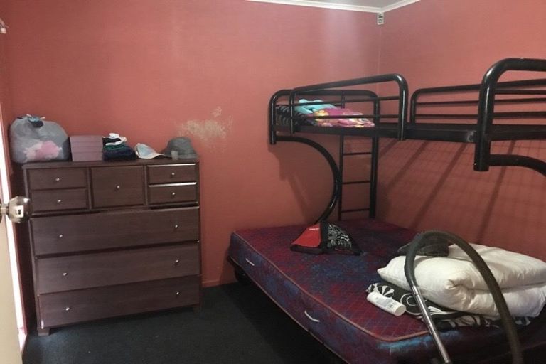 Photo of property in 51 Clevedon Road, Papakura, 2110