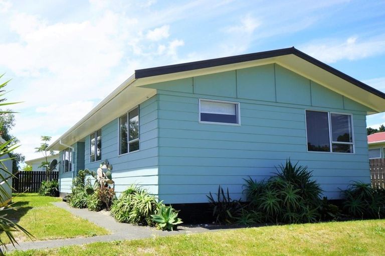Photo of property in 30 Tamingi Street, Ruakaka, 0116