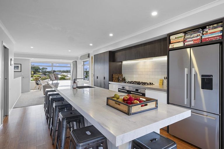 Photo of property in 116 Belt Road, New Plymouth, 4310