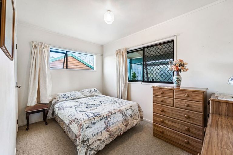 Photo of property in 217a Parkhurst Road, Parakai, 0830