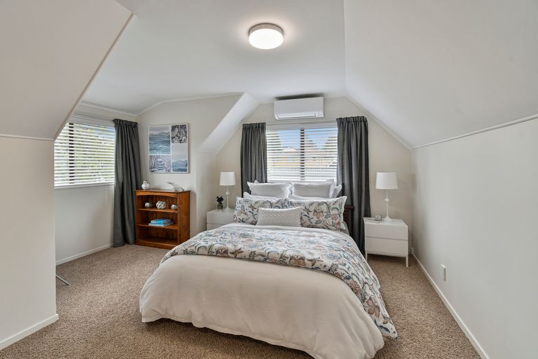 Photo of property in 10 Dalkeith Place, Opaheke, Papakura, 2113