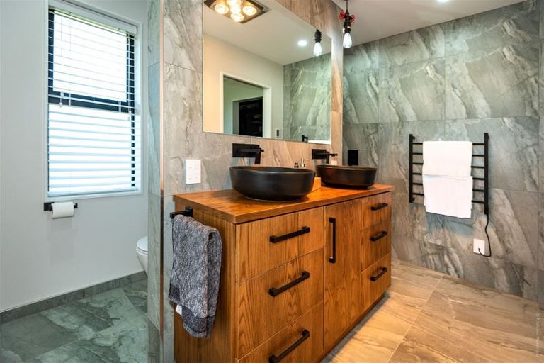 Photo of property in 62 Kingsdowne Drive, West Melton, 7618