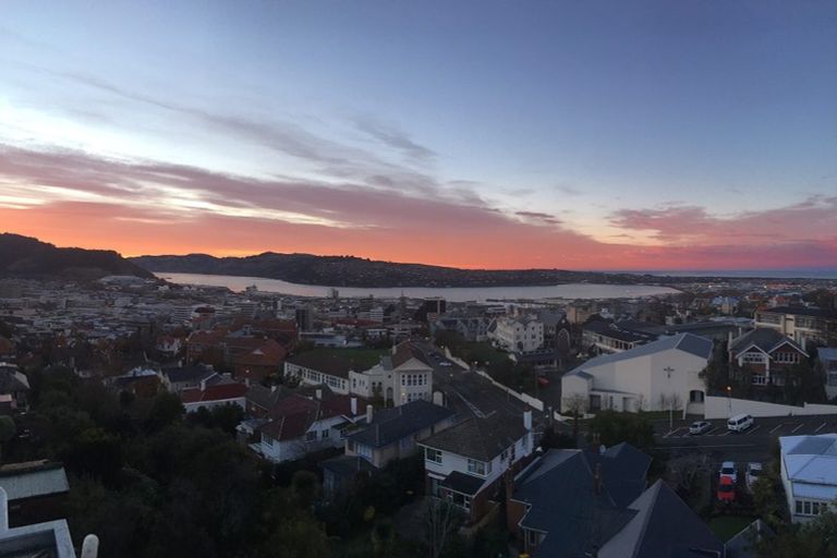 Photo of property in Cargill Court, 4/27 Arthur Street, Dunedin Central, Dunedin, 9016