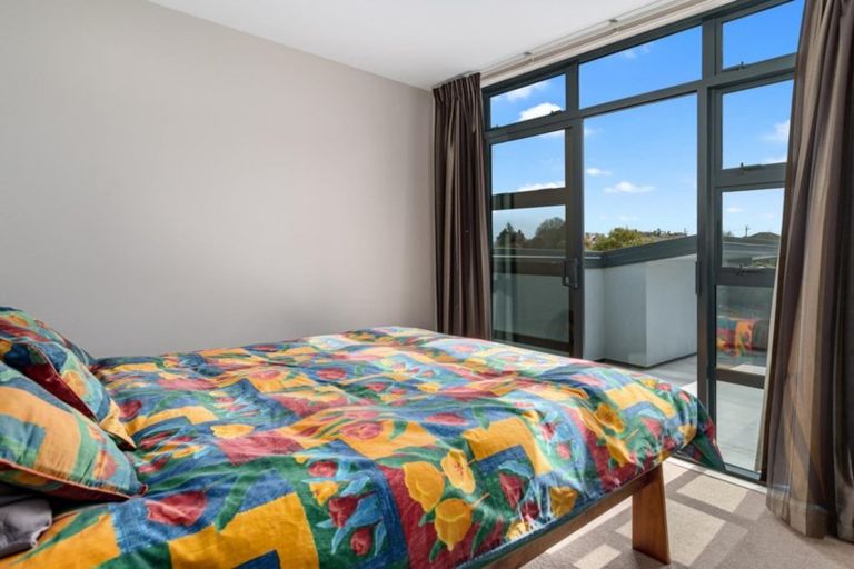 Photo of property in 15 Riverstone Drive, Welcome Bay, Tauranga, 3112