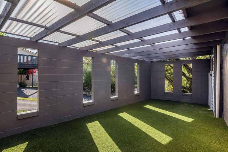 Photo of property in 74 Saddleback Rise, Murrays Bay, Auckland, 0630