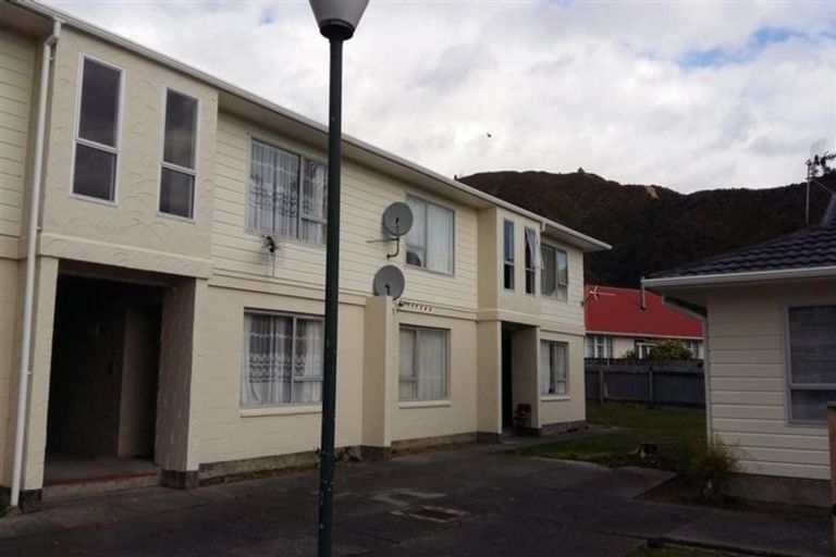 Photo of property in 11/158 Rata Street, Naenae, Lower Hutt, 5011