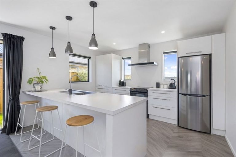 Photo of property in 16b Retallick Way, Amberley, 7410