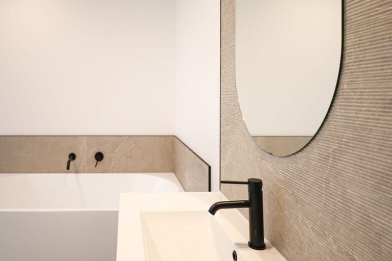 Photo of property in 24 Mangatainoka Lane, Awapuni, 4412