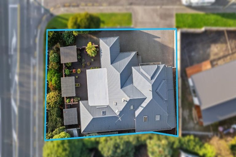 Photo of property in 2 Whaka Terrace, Huntsbury, Christchurch, 8022