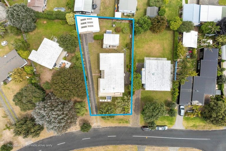Photo of property in 419 Linton Crescent, Whangamata, 3620