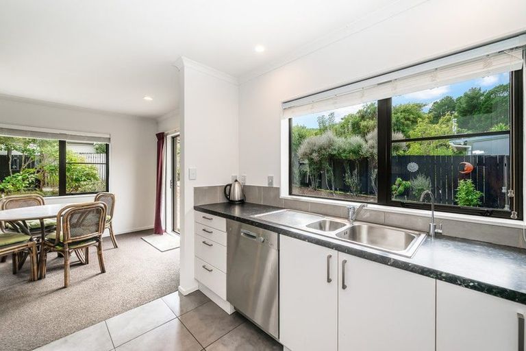 Photo of property in 82b Valley Road, Paraparaumu, 5032