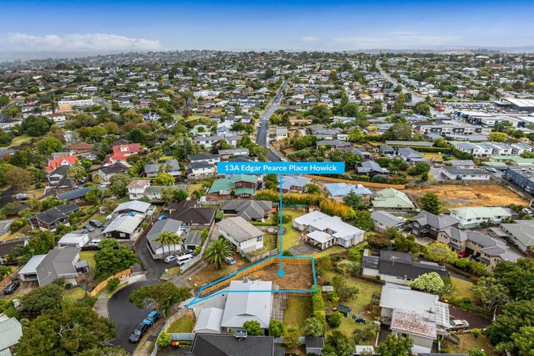 Photo of property in 13a Edgar Pearce Place, Howick, Auckland, 2014