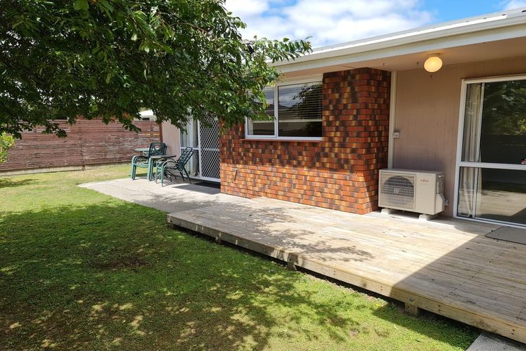 Photo of property in 1 Matai Street, Waikanae, 5036
