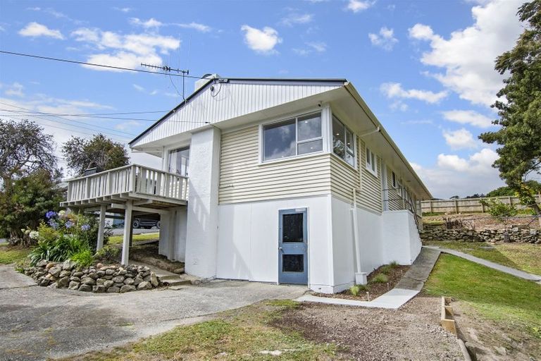 Photo of property in 16 Kohe Street, Parahaki, Whangarei, 0112