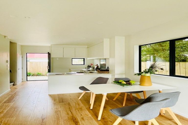 Photo of property in 11/54 Swanson Road, Henderson, Auckland, 0610