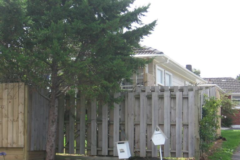 Photo of property in 13 Kelkirk Street, Kelston, Auckland, 0602