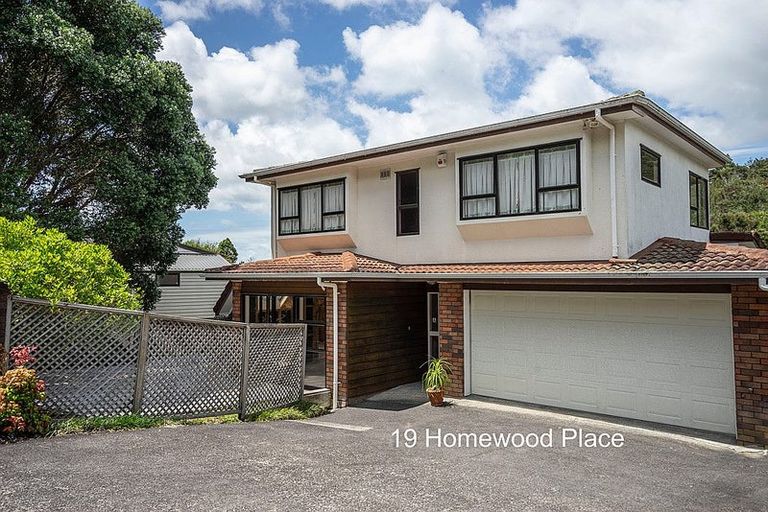 Photo of property in 17 Homewood Place, Chatswood, Auckland, 0626