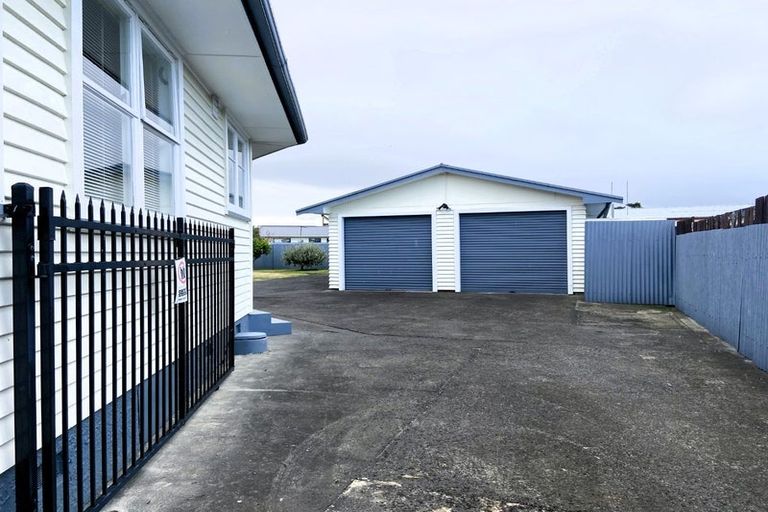 Photo of property in 14 Clarence Cox Crescent, Pirimai, Napier, 4112