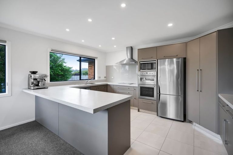 Photo of property in 37 Dillon Drive, Bell Block, New Plymouth, 4312