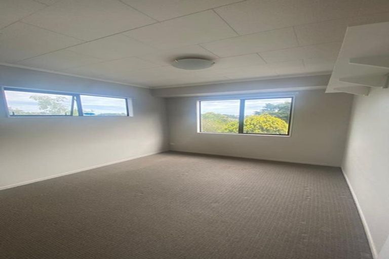 Photo of property in 21 Hakea Place, Totara Heights, Auckland, 2105