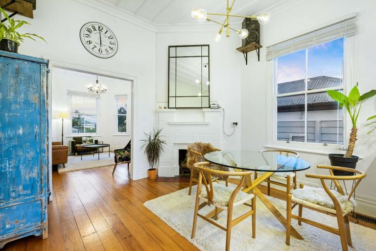 Photo of property in 11 Mostyn Street, Kingsland, Auckland, 1021