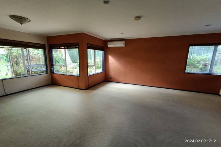 Photo of property in 6 Bass Street, West Harbour, Auckland, 0618