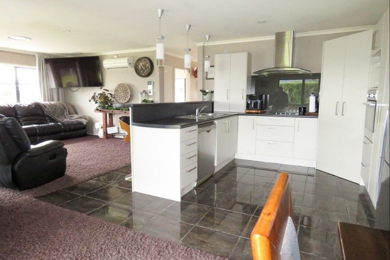 Photo of property in 72 Crampton Road, Reefton, 7830