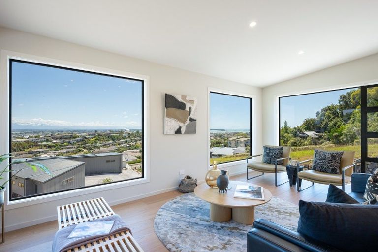 Photo of property in 10 Resolution Place, Richmond, 7020