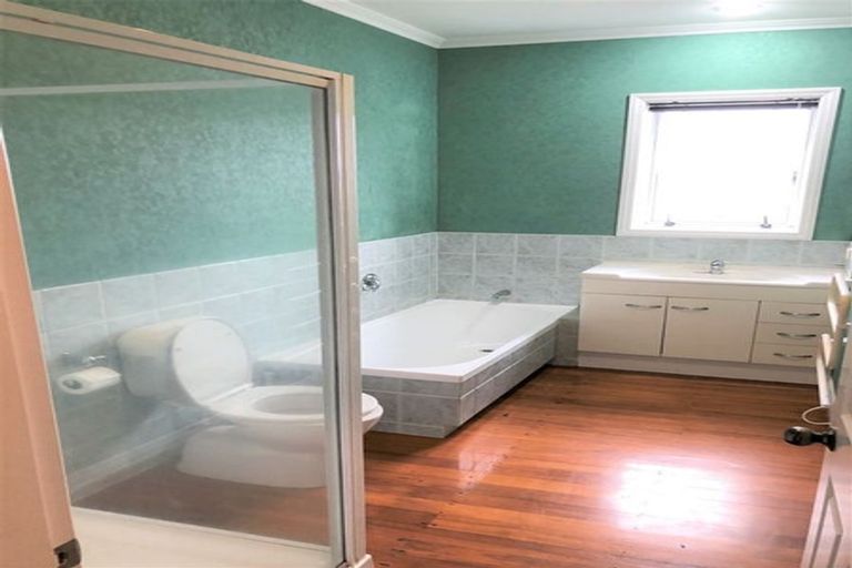 Photo of property in 140 Cashmere Avenue, Khandallah, Wellington, 6035