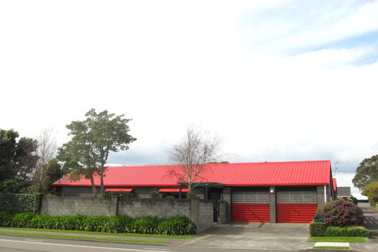 Photo of property in 289 Mangorei Road, Merrilands, New Plymouth, 4312