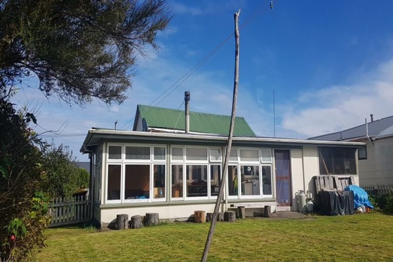 Photo of property in 161 Queen Street, Westport, 7825