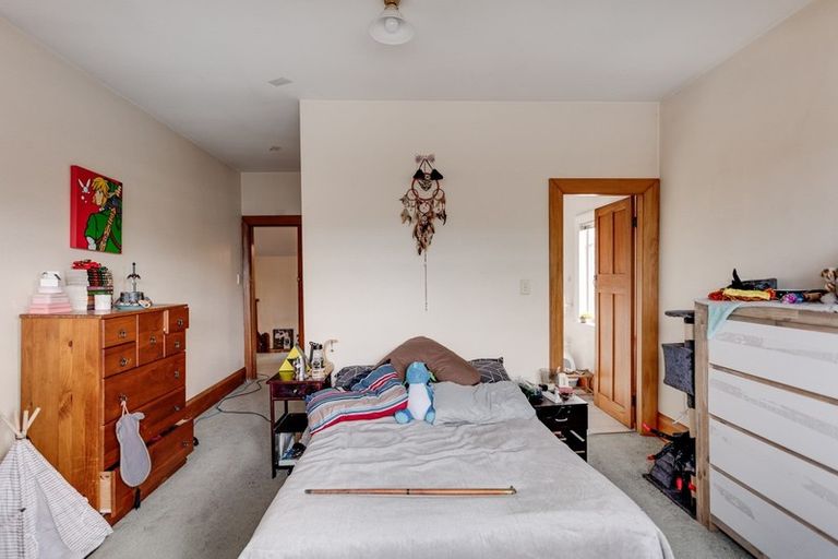 Photo of property in 23 Straven Road, Riccarton, Christchurch, 8011