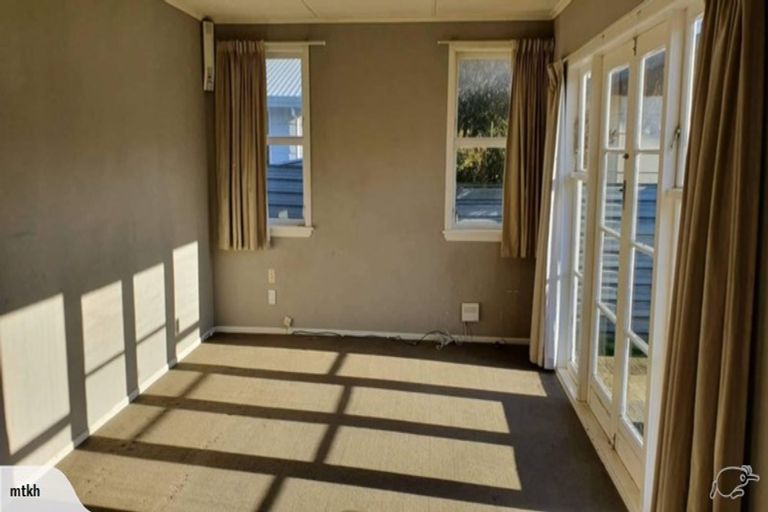 Photo of property in 16 Durham Road, Springvale, Whanganui, 4501