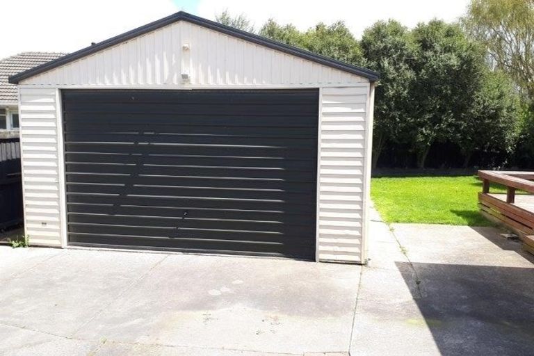 Photo of property in 37 Wayside Avenue, Burnside, Christchurch, 8053