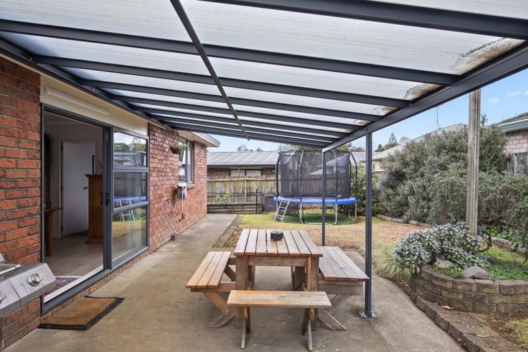 Photo of property in 20 Kayes Road, Pukekohe, 2120