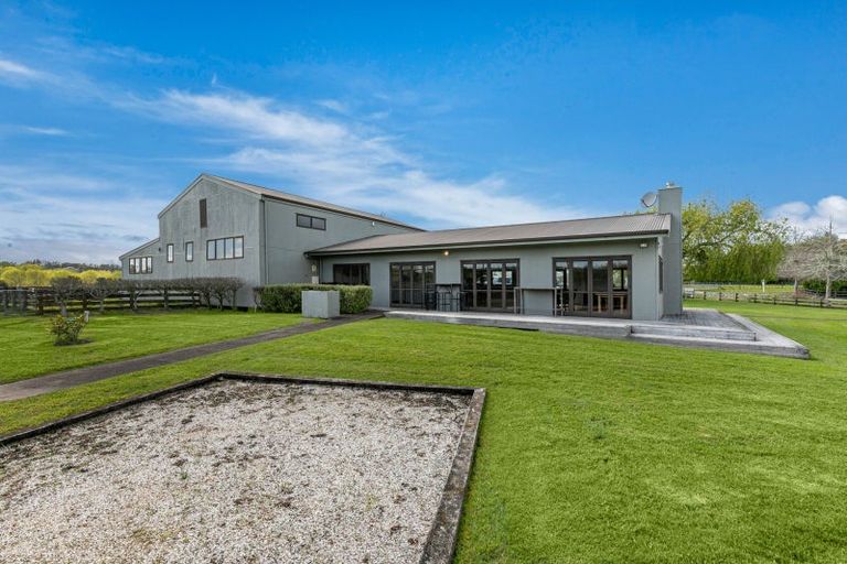 Photo of property in 9 Langford Place, Dairy Flat, Albany, 0792