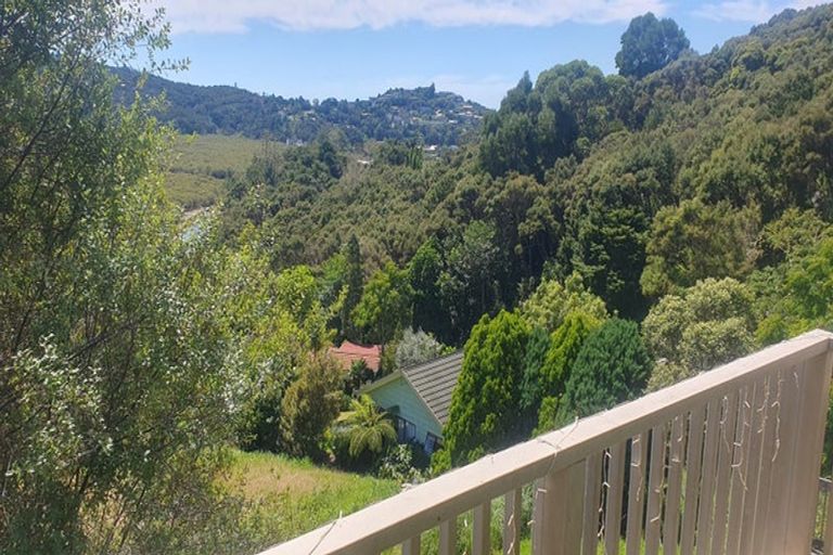 Photo of property in 12 Puketiro Place, Paihia, 0200
