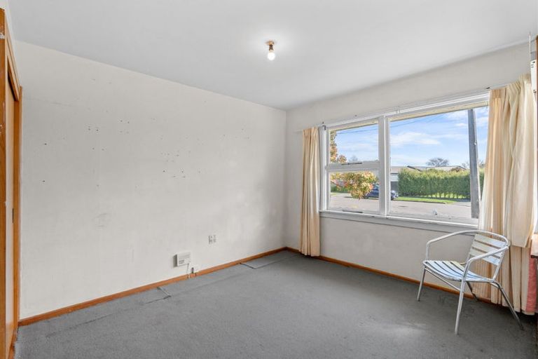 Photo of property in 10 Bendale Place, Avonhead, Christchurch, 8042