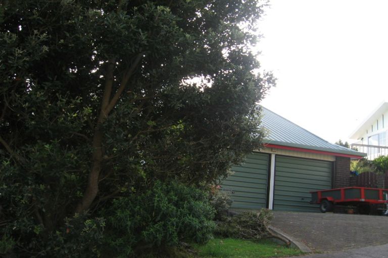 Photo of property in 21 Mercury Way, Whitby, Porirua, 5024